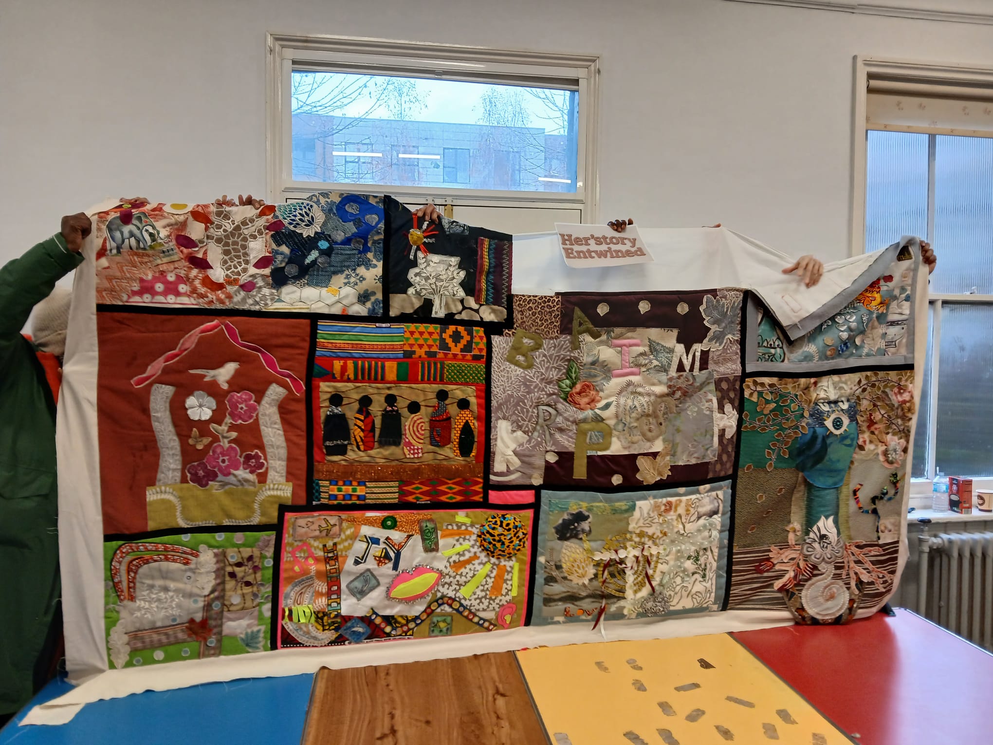 Her'Story Entwined Quilt Project